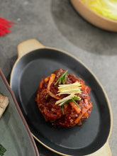 Load image into Gallery viewer, [Seoul Recipe] Braised Pork Belly With Radish Octopus Salad (Bossam) 2ppl  낙지무 무침 곁들인 한방 보쌈  (2인분) (야채 피클 증정)
