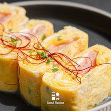 Load image into Gallery viewer, [Seoul Recipe] Premium Egg Roll With Pollack Roe 명란 계란말이 (200g, 4 pcs)
