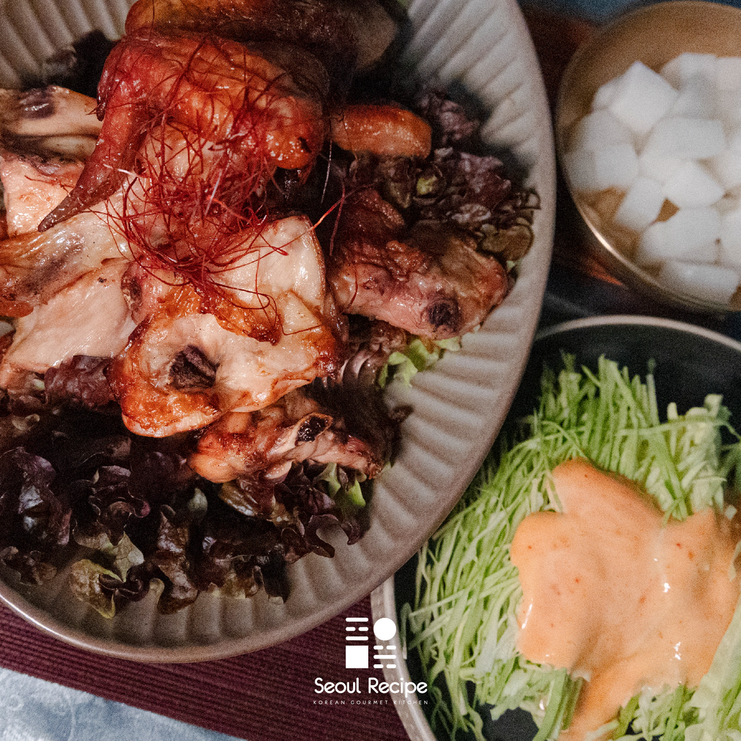 [Seoul Recipe] Oven Baked Whole KOREAN Chicken With Salad 오븐에 구운 한국 치킨과 샐러드 세트 (2-3 ppl)